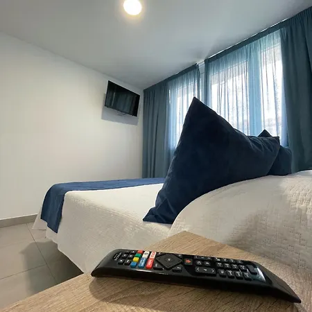 Apartamentos Lusitania Parking Gratis Bajo Disponibilidad Merida Exterior photo