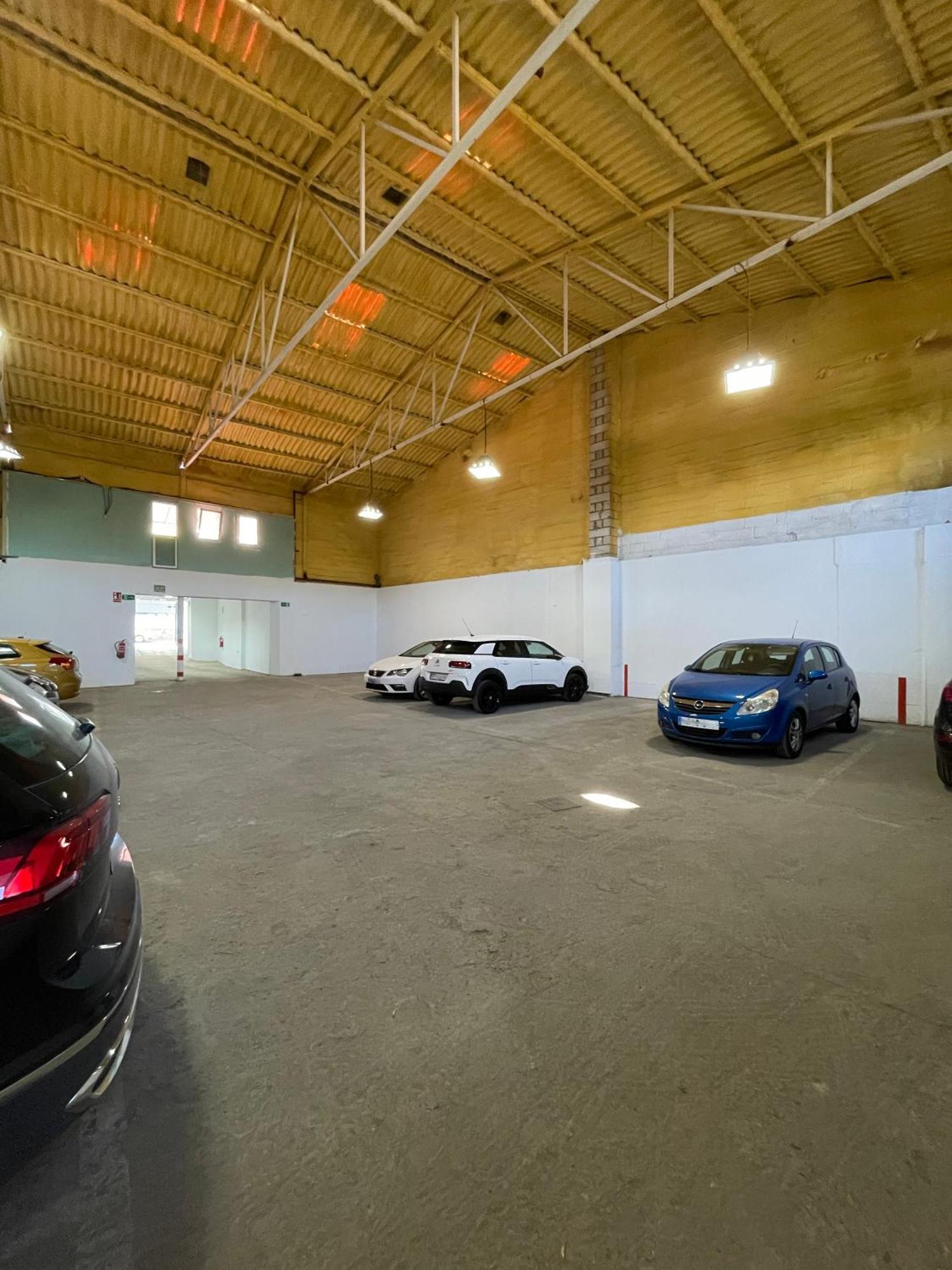 Lusitania Parking Gratis Bajo Disponibilidad Apartment